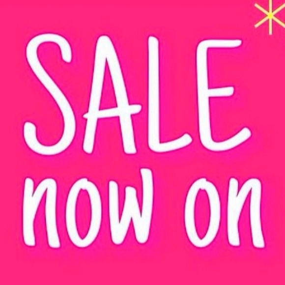 Bath and Body Works Splashs and Creams List In Description Sold Sepratly - Picture 4 of 7